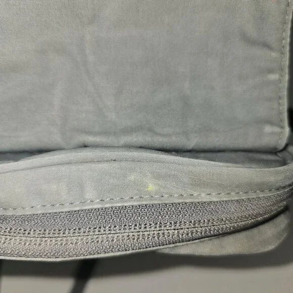 Fjallraven Pocket G-1000 Everyday Outdoor Travel Bag Purse Gray - Picture 7 of 14